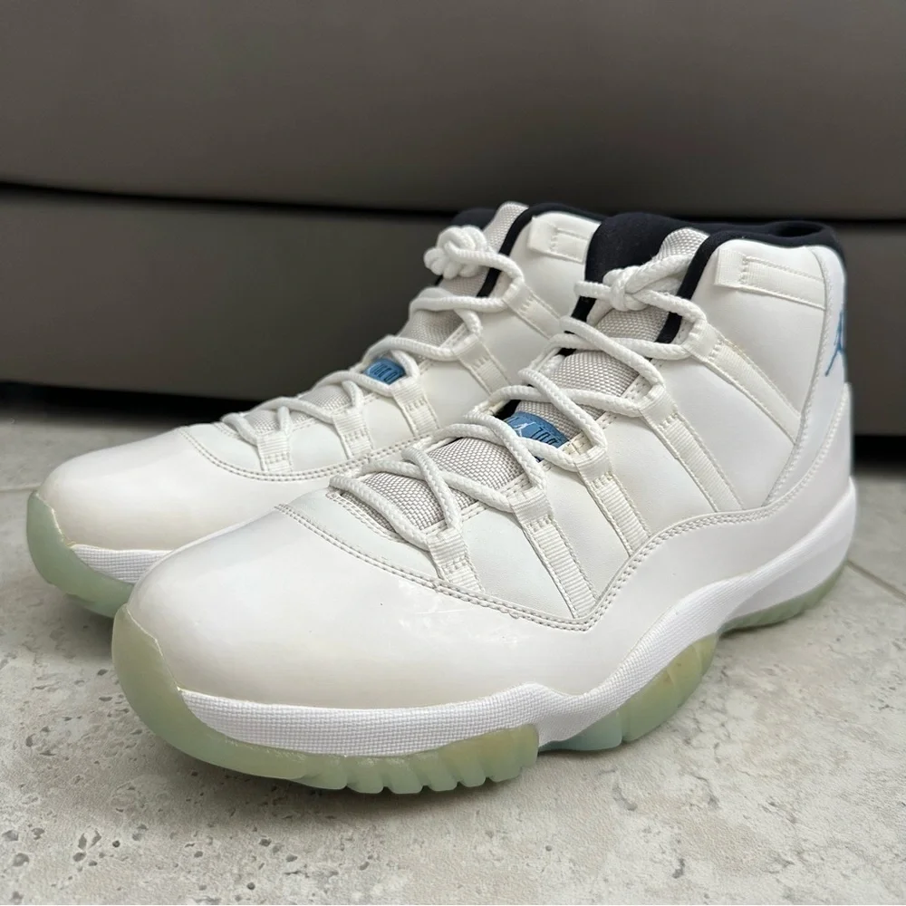 Jordan 11 Retro Sneaker Size 11.5 Men